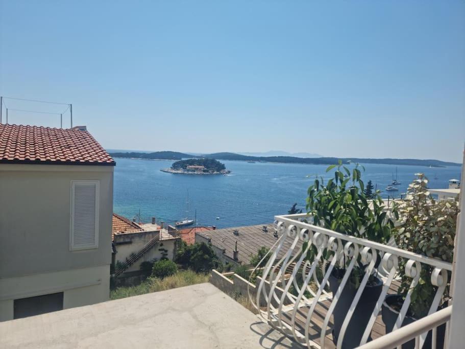 Private Room With View 1 Hvar Town Exterior foto